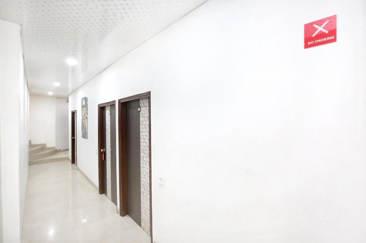 Oyo 8105 Royale Guest House Λουντιάνα Εξωτερικό φωτογραφία