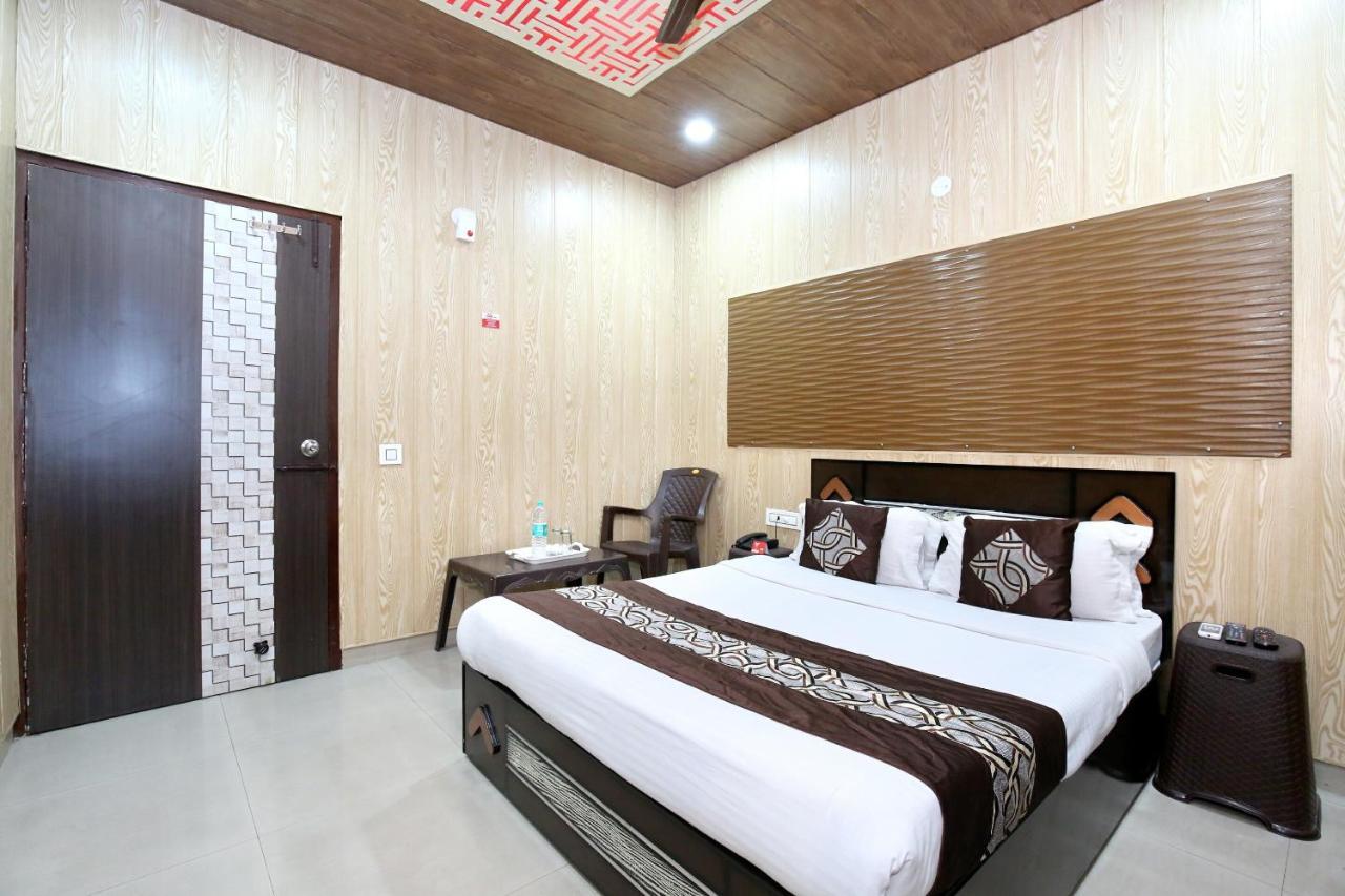 Oyo 8105 Royale Guest House Λουντιάνα Εξωτερικό φωτογραφία