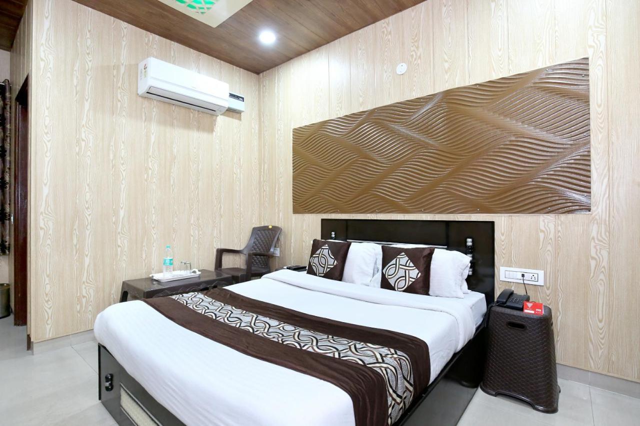 Oyo 8105 Royale Guest House Λουντιάνα Εξωτερικό φωτογραφία